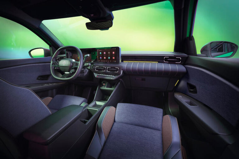 renault 5 yellow interior dashboard