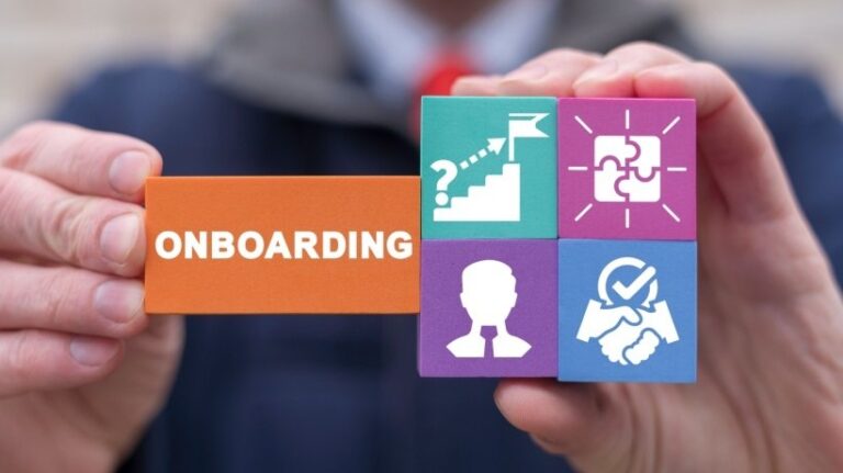 Guide To Developing An Effective Employee Onboarding Strategy
