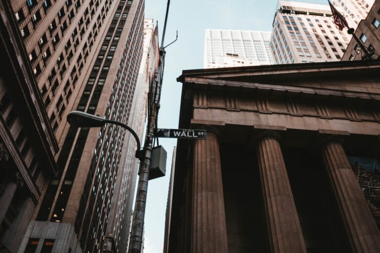 wallst unsplash