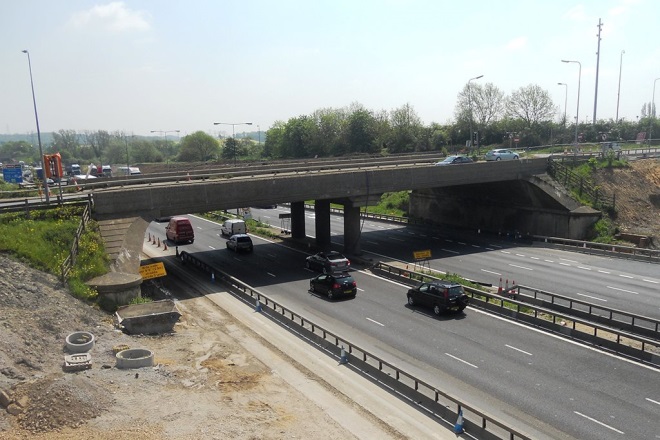 Generic roads Highways England M1 j10 13 old bridge motorways roads infrastructure 1 660