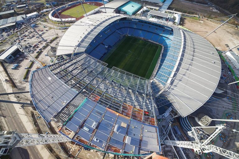 Severfield Etihad Project over 2m Specialists 2016 1024x683
